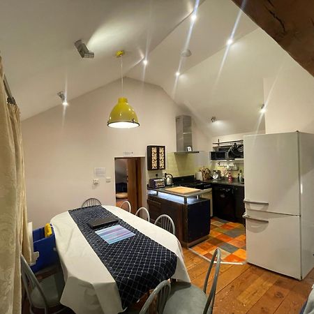 C Farmhouse Accommodation Alne Buitenkant foto