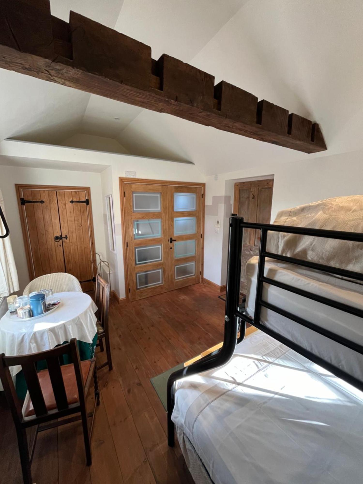 C Farmhouse Accommodation Alne Buitenkant foto